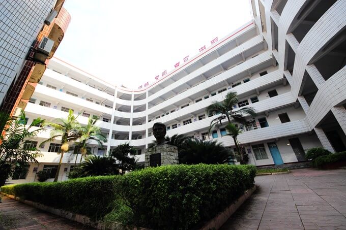 四川省武勝中學(xué)校校園風采