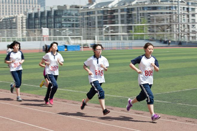 中考體育考試50米短跑多少秒算正常？