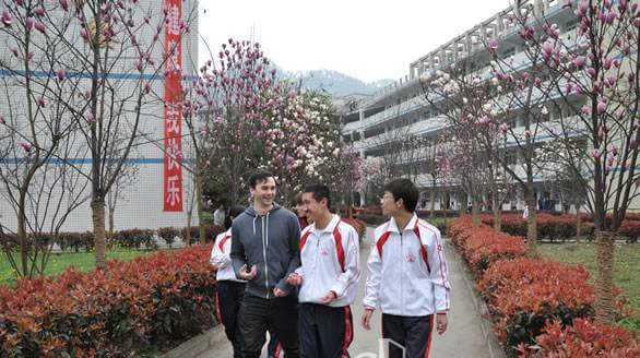 高縣中學(xué)怎么樣、好不好？
