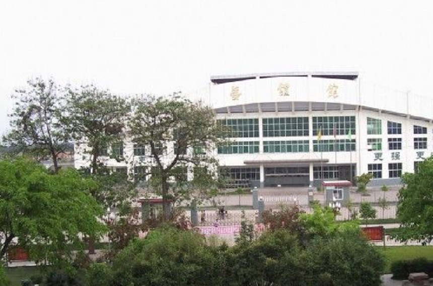 三岔中學聯(lián)系方式是多少？