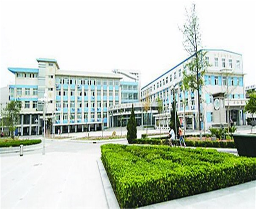 開封中學(xué)2020年學(xué)校學(xué)費(fèi)多少錢一年？