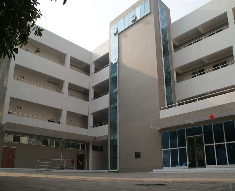 攀枝花市體育中學學校2020年的錄取分數(shù)是多少？