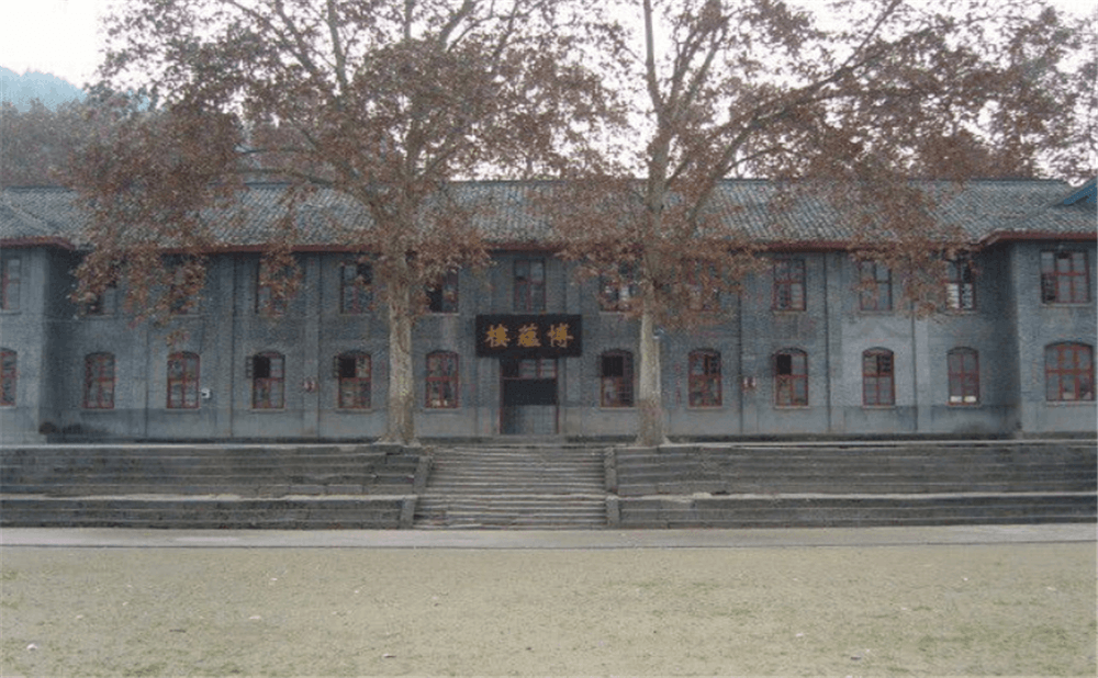 閬中市老觀中學(xué)學(xué)校環(huán)境怎么樣？