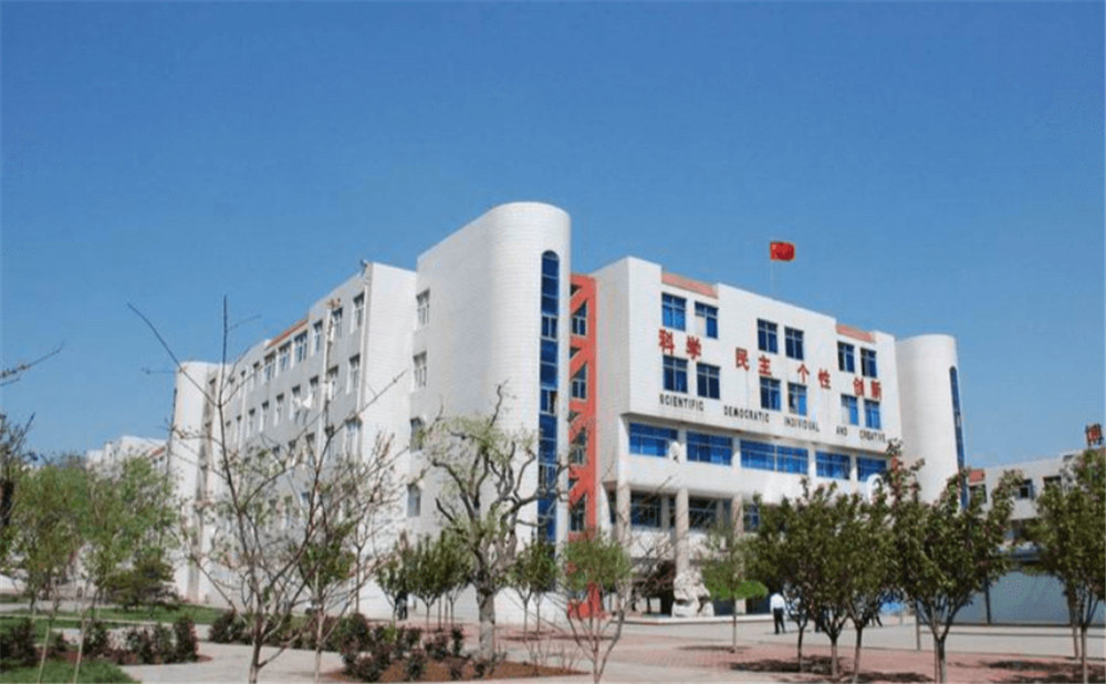 周口中學(xué)學(xué)校招辦電話是多少？