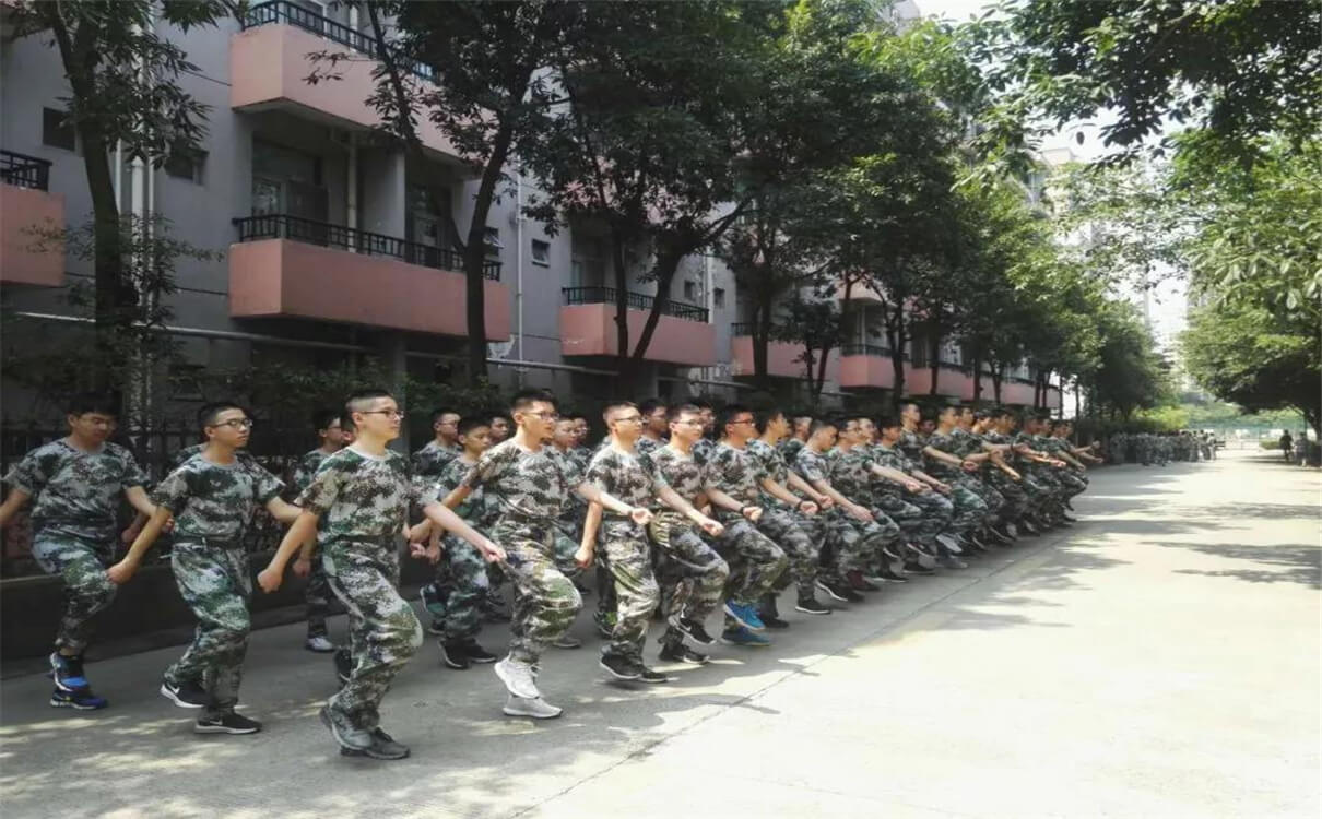 川化中學(xué)2020年招生錄取分?jǐn)?shù)線是多少？
