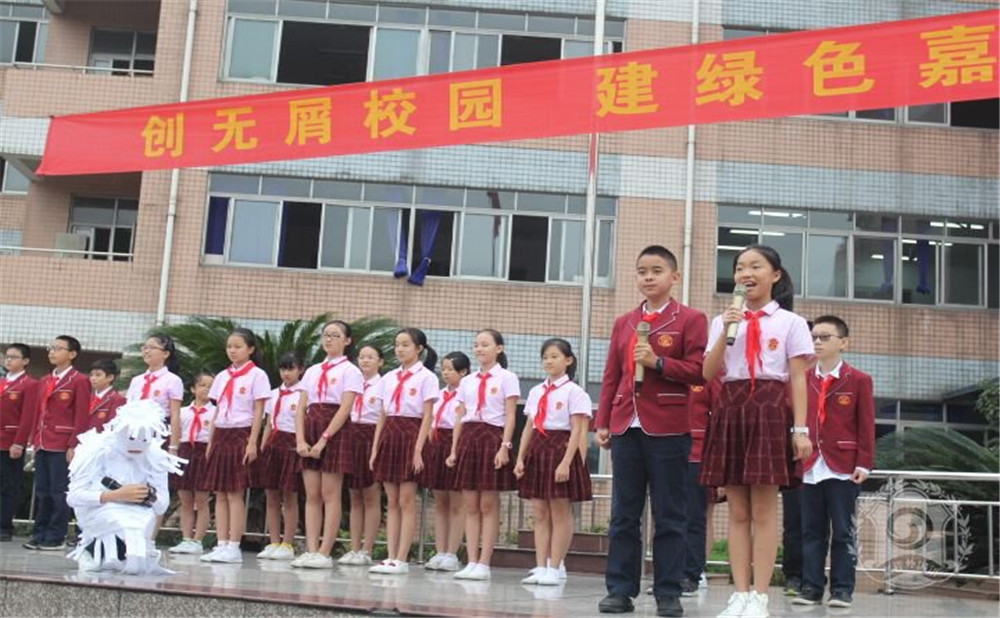 成都嘉祥外國語學(xué)校去年的分?jǐn)?shù)線是多少？