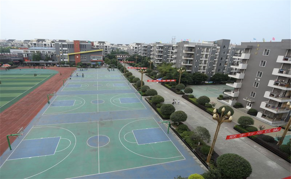 大彎中學(xué)去年的錄取分?jǐn)?shù)線是多少？