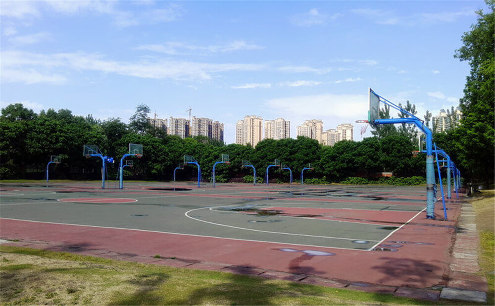 成都實(shí)驗(yàn)外國語學(xué)校（西區(qū)）的老師怎么樣？