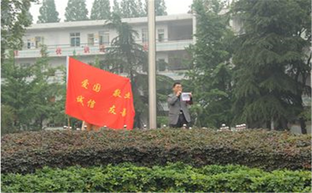 郫縣二中近三年錄取分數(shù)線是多少？