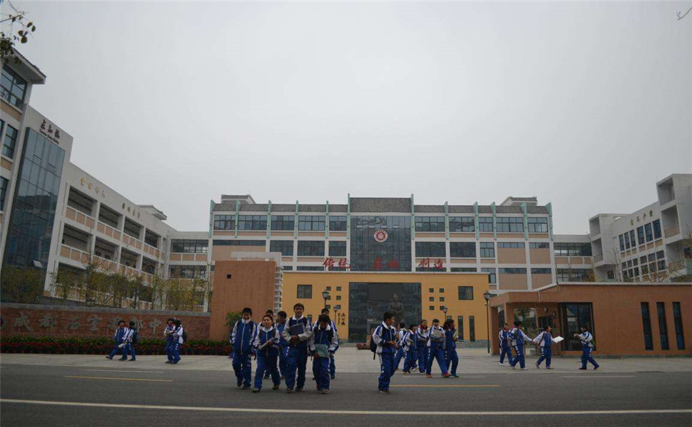 成都石室蜀都中學(xué)高中宿舍怎么樣？