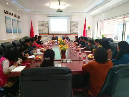 成都鐵路中學(xué)的錄取分?jǐn)?shù)線(xiàn)是多少？