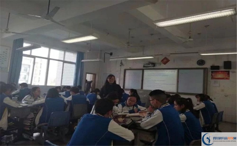 大彎中學高中部錄取分數是多少？