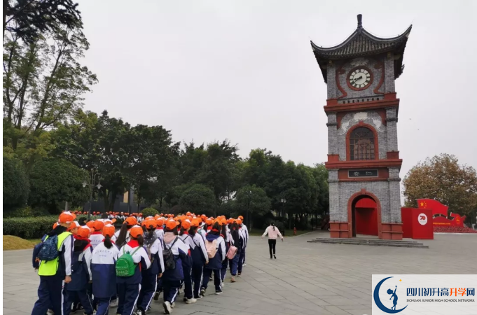 大邑中學(xué)高中本部的錄取分?jǐn)?shù)是多少？