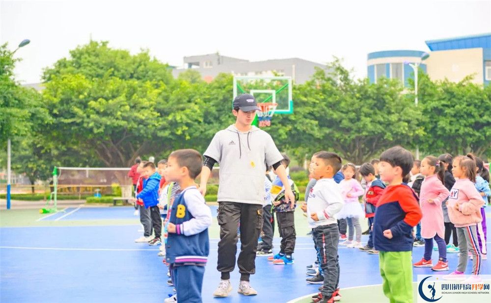 川科外國語學(xué)校2020年分?jǐn)?shù)線是多少？
