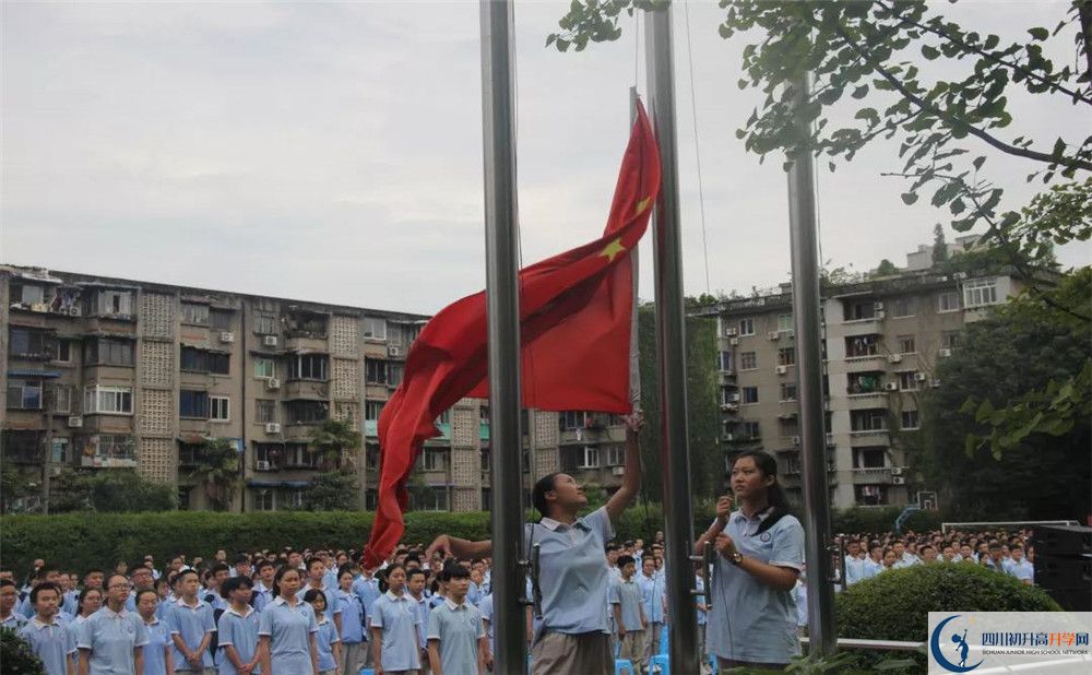 成都市西北中學(xué)住宿條件怎么樣？