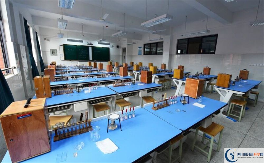 新都一中2020年保送清華北大的人數(shù)是多少？