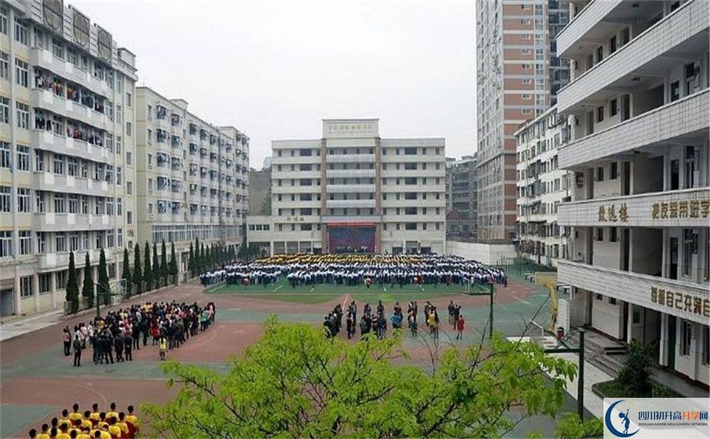 陽安中學(xué)的高中住宿怎么樣？