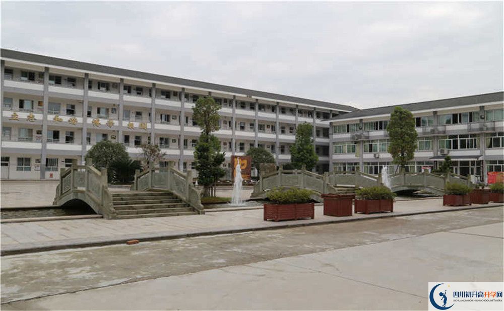 2020平樂中學(xué)高考重點(diǎn)大學(xué)升學(xué)率是多少？