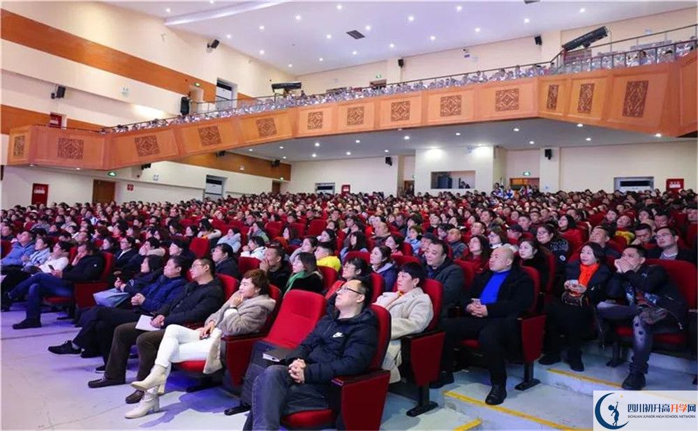 成都石室中學(xué)北湖校區(qū)2020年高考人數(shù)是多少？