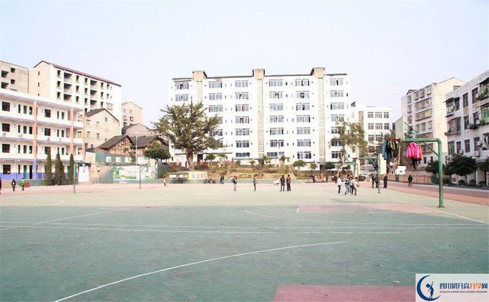 渠縣清溪中學今年招生時間安排有什么變化？