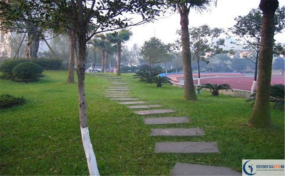 成都石室佳興外國(guó)語(yǔ)學(xué)校2020年好不好？